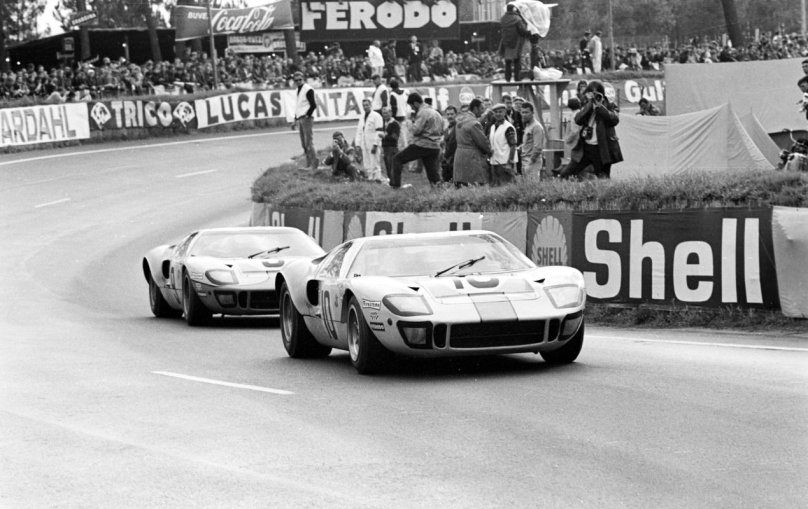 Форд gt40 1966