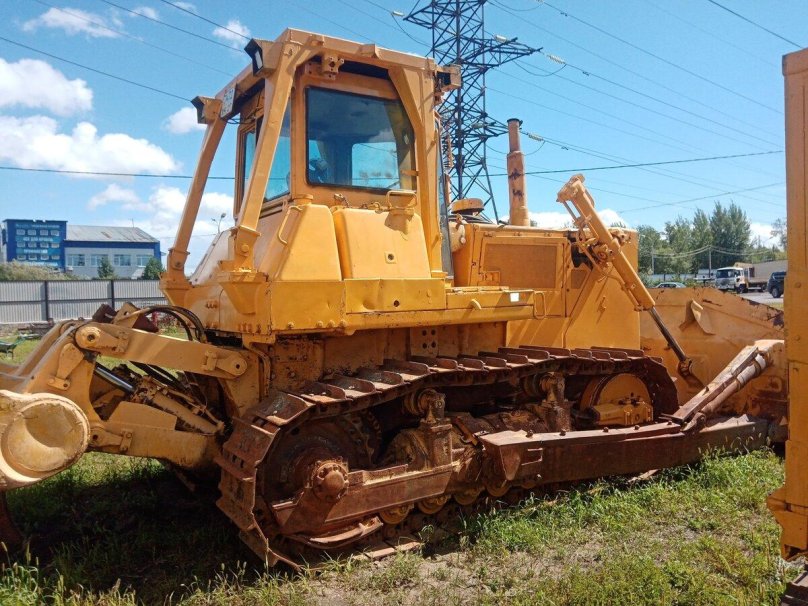 Гусеничный бульдозер Komatsu d65еx-16