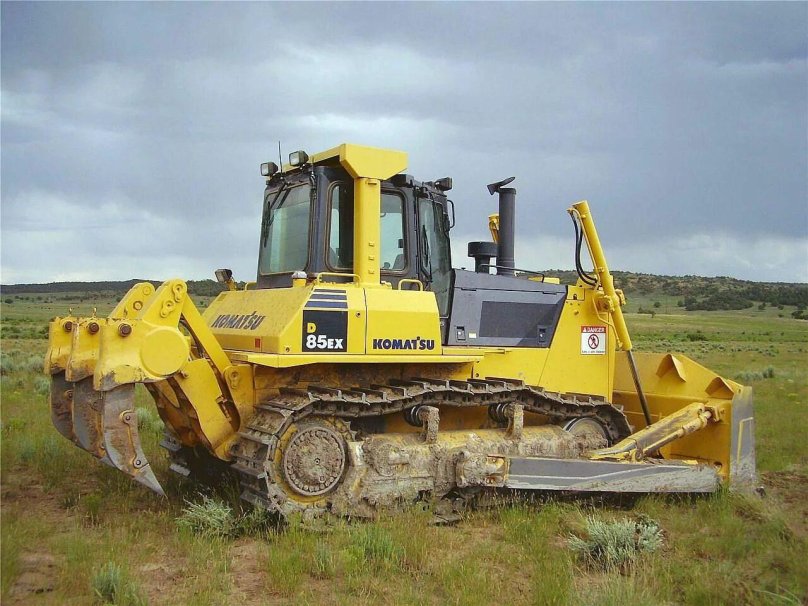 Komatsu d85ex-15