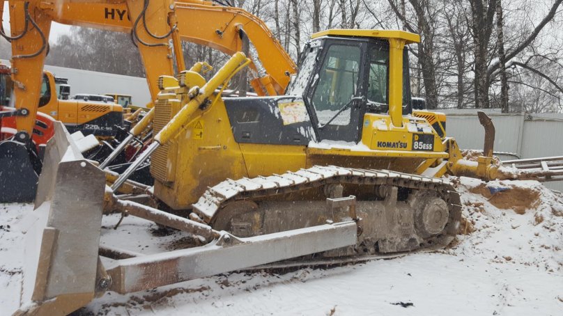 Бульдозер Комацу 85