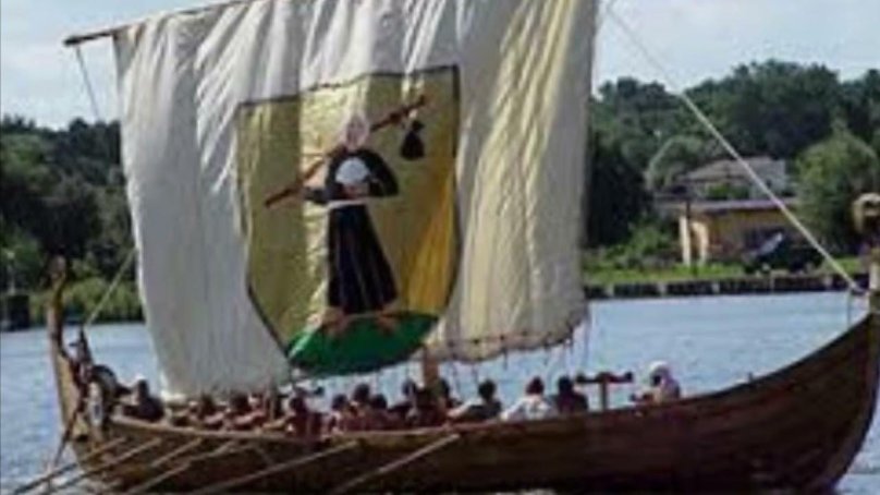 Драккар Парус