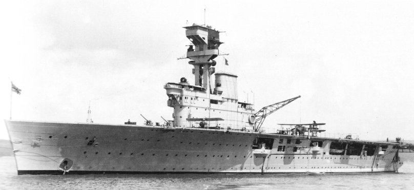 Авианосец Гермес