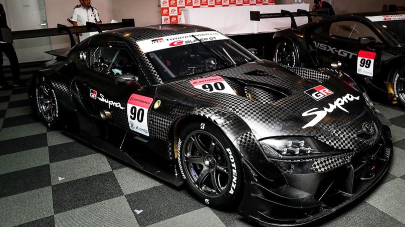 Toyota Supra gt500
