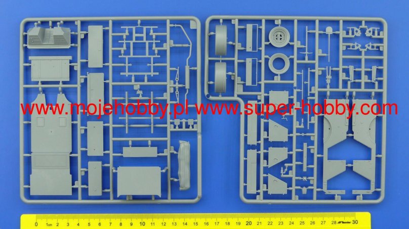 735 Roden 1/72 Vauxhall d-Type