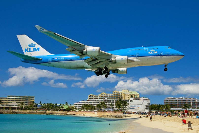 Пляж махо на острове сен-Мартен