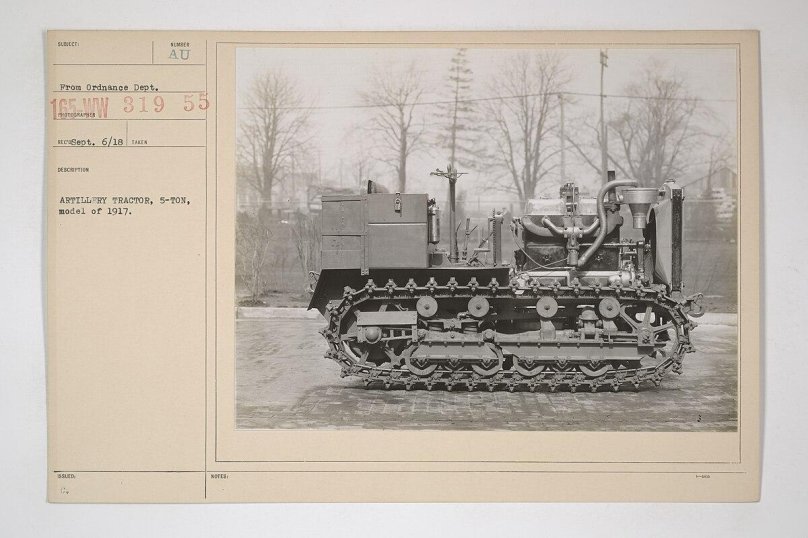 Артиллерийский тягач Шнейдер