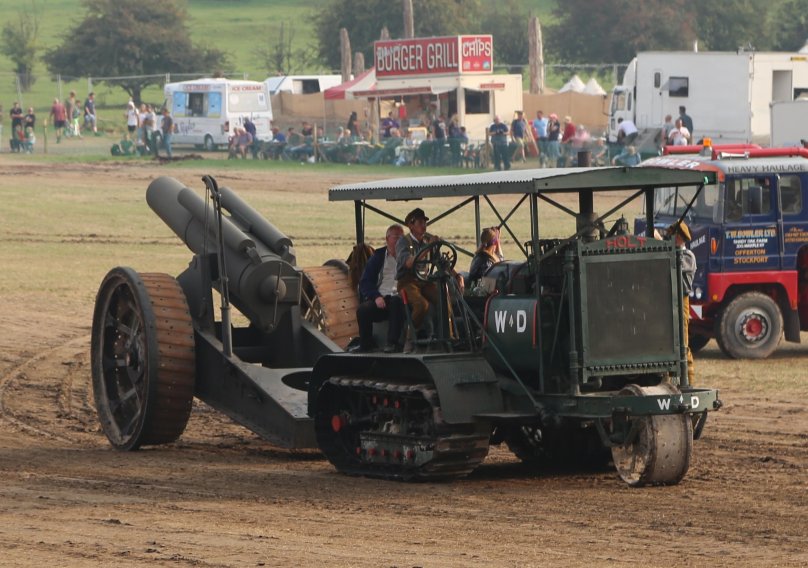 Holt 75 трактор