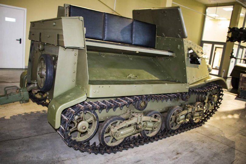 Артиллерийские тягачи т 20