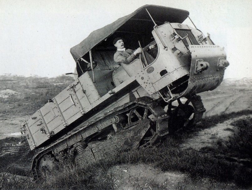 Артиллерийский тягач Шнейдер