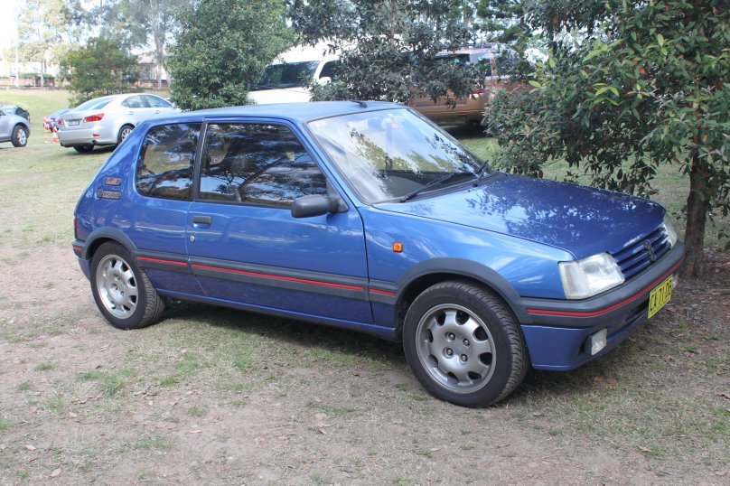Peugeot 205