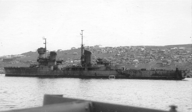 Авианосец Чапаев