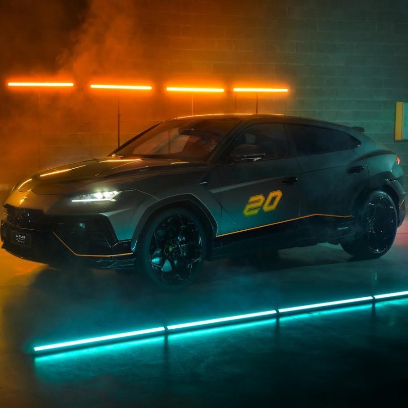 Lamborghini Urus Performance цвет хаки