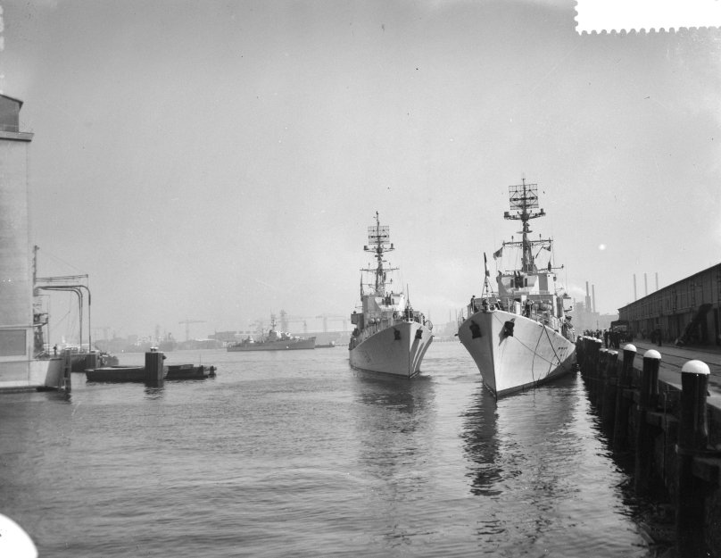 Эсминец класса трайбл