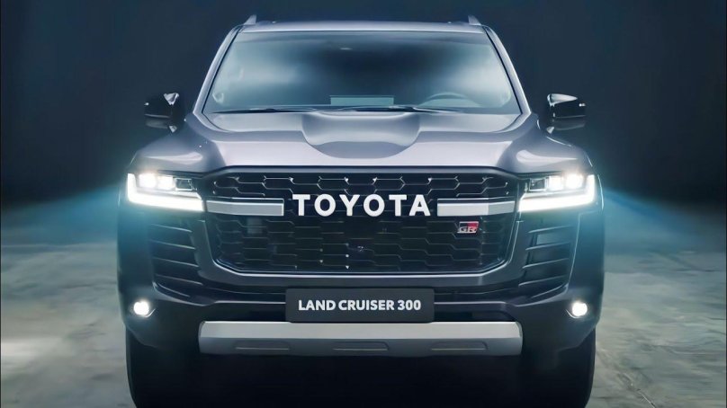 Toyota Land Cruiser 300 спорт