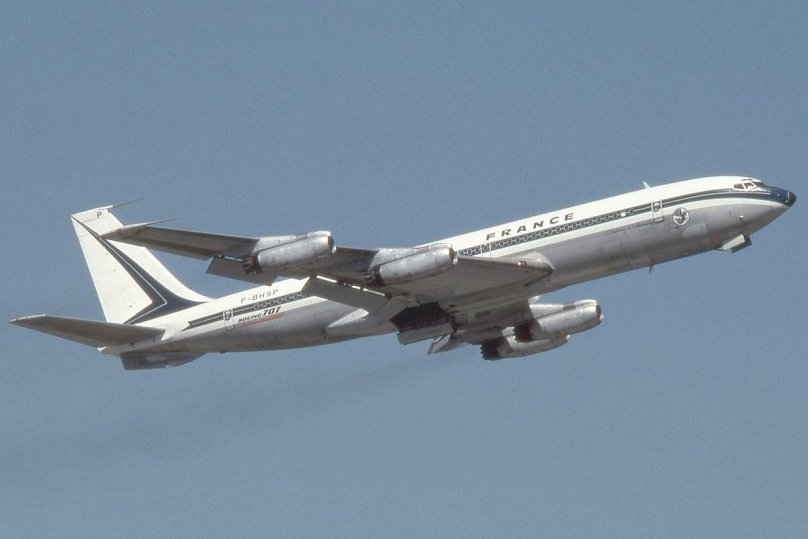 B707