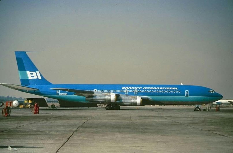 Боинг 707 грузовой