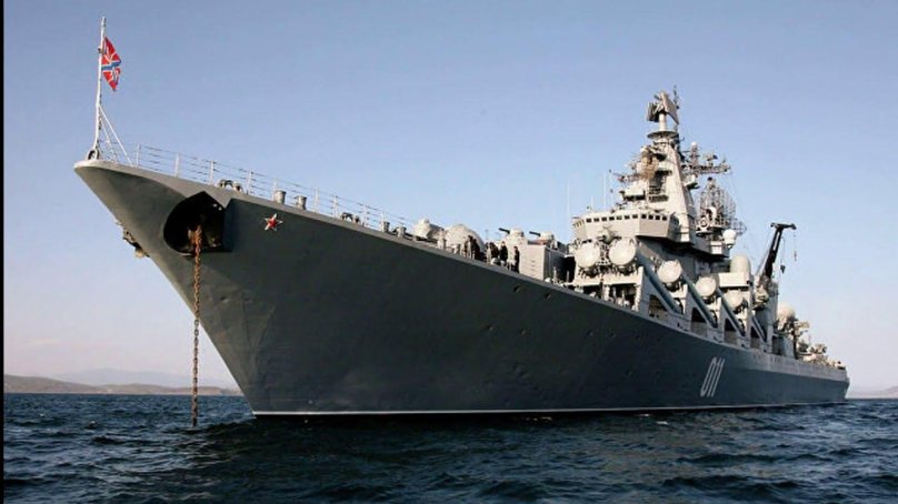 Флагман — Гвардейский ракетный крейсер проекта 1164 «Варяг».