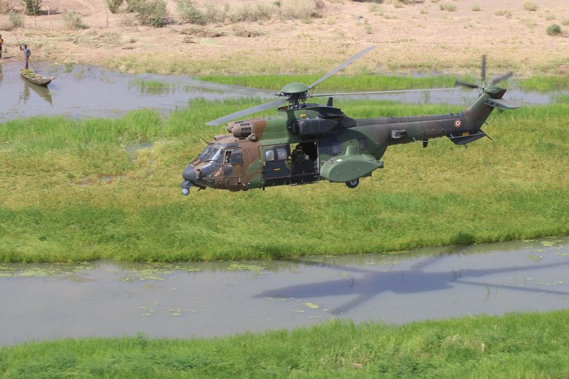 H225 super Puma вертолет