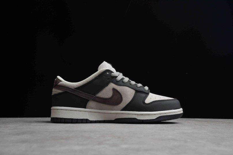 Nike SB Dunk Low Katsuhiro