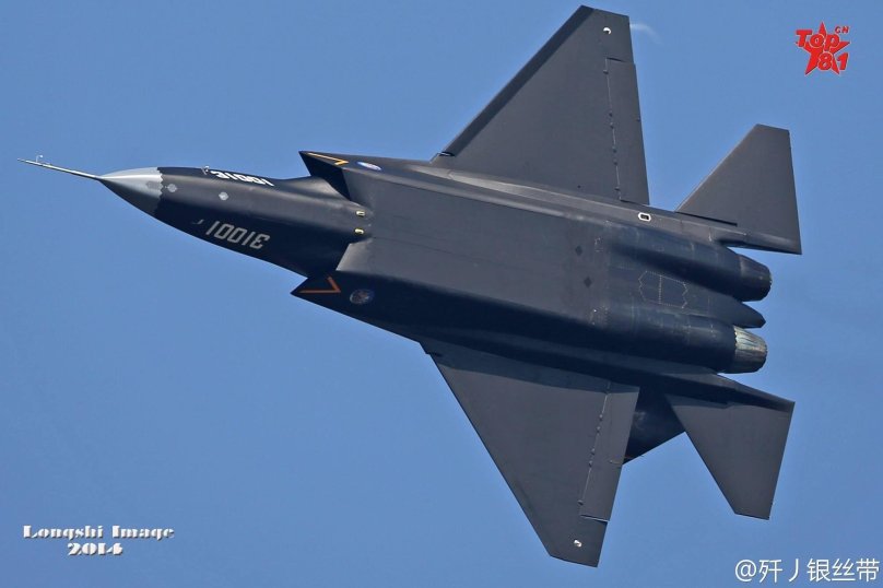 Китайский истребитель 5 поколения j-31