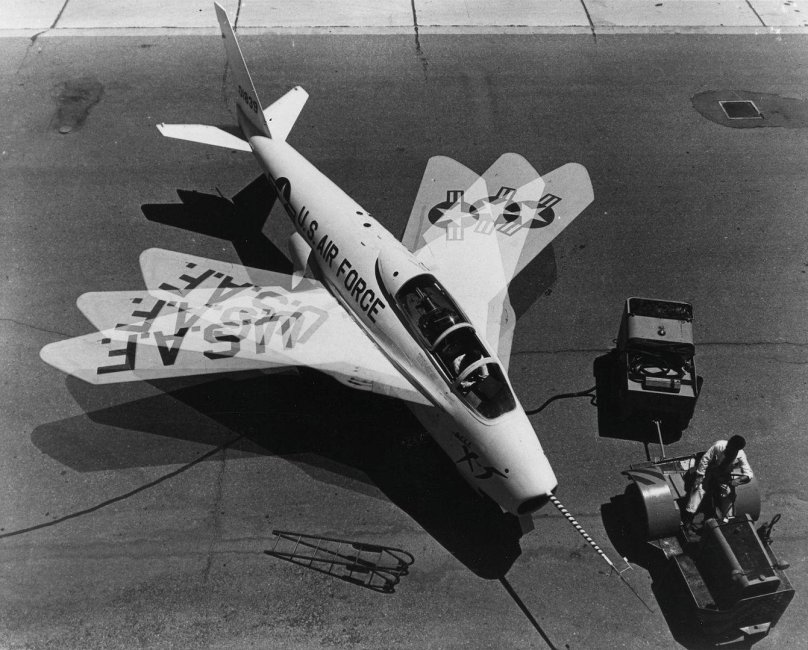Bell x-2 Starbuster
