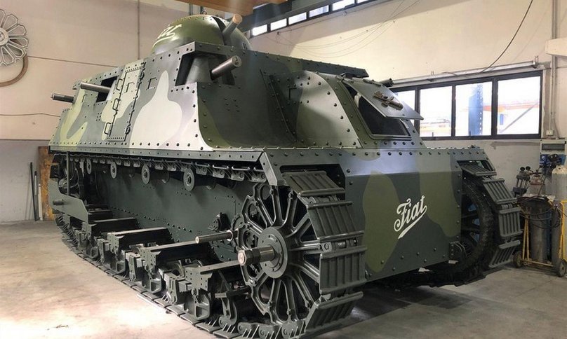 Фиат 2000 танк