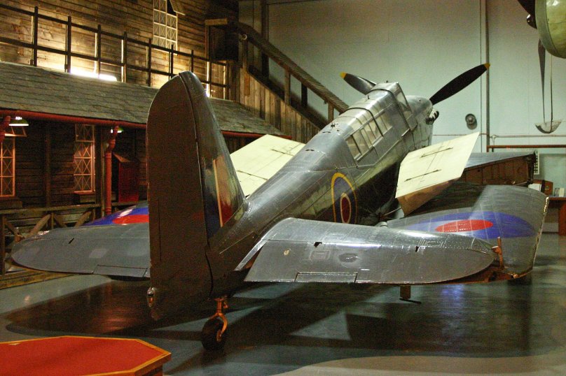 Палубный истребитель Fairey Fulmar