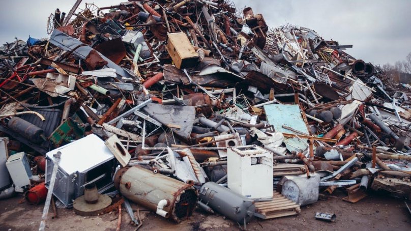 Свалка металлолома