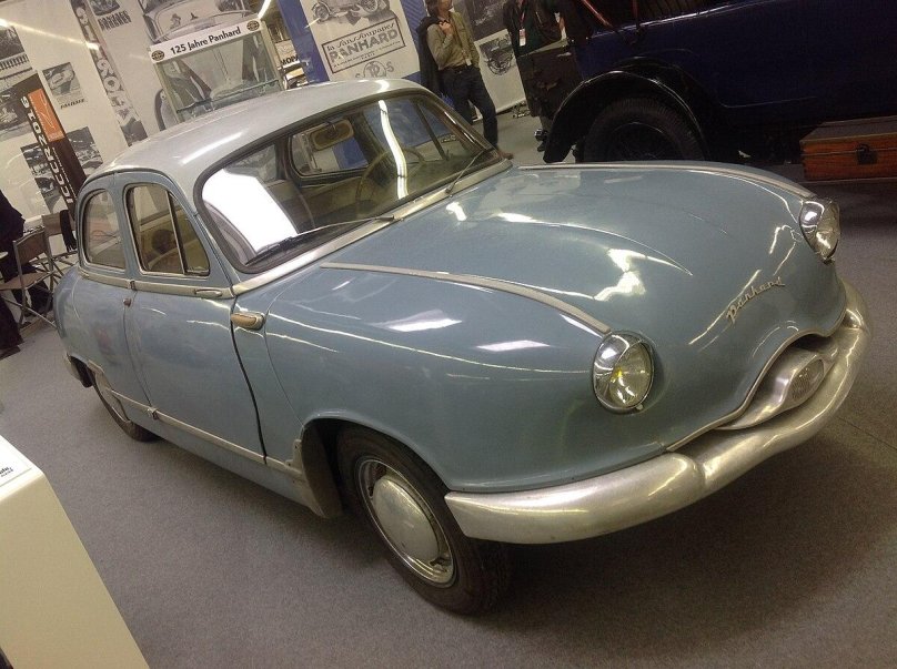 Panhard Dyna z