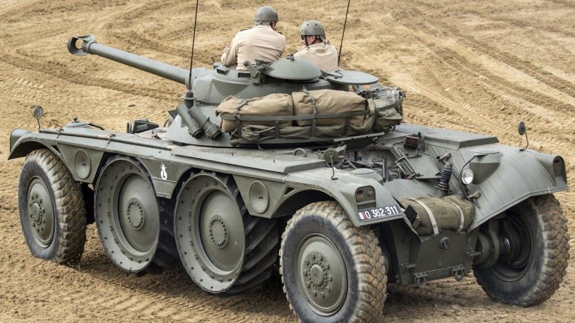 Panhard EBR 75