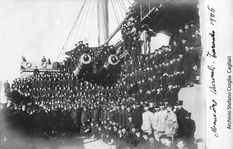 Экипаж линкора Марат