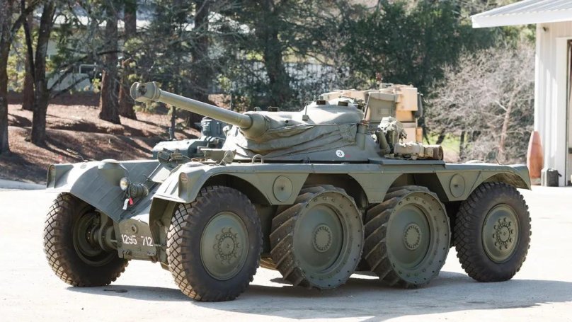 Танк Panhard EBR 105