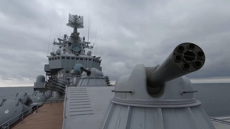 Ракетный крейсер Черноморского флота «Москва» затонул