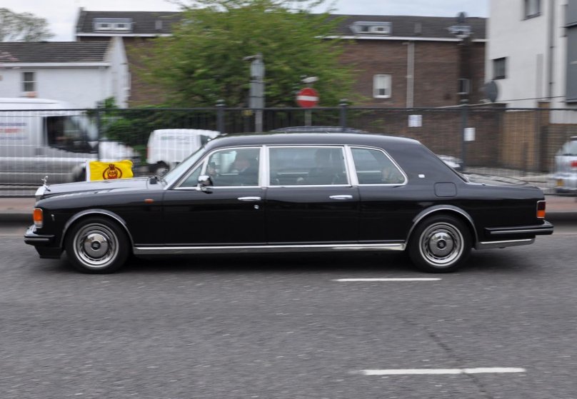 Роллс Ройс Сильвер Спур