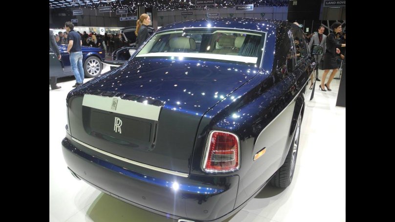 Rolls-Royce Phantom EWB Series II