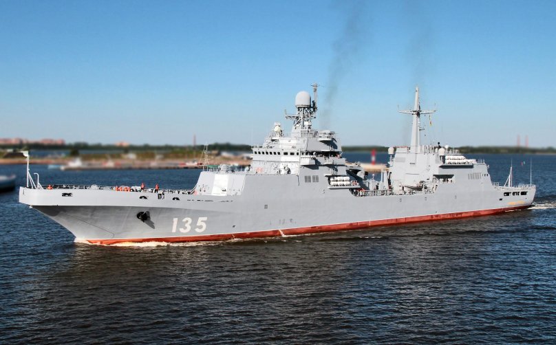 БДК пр 11711 Иван Грен