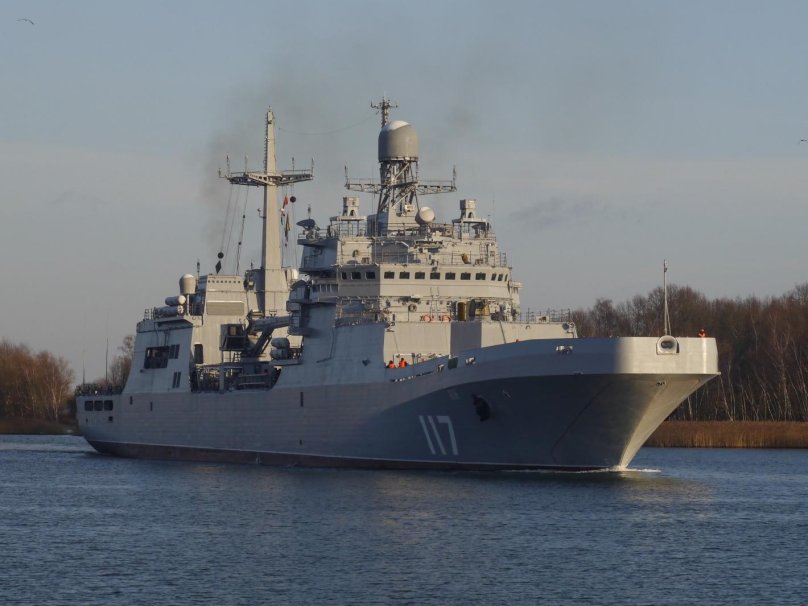 Корабль Петр Моргунов проекта 11711