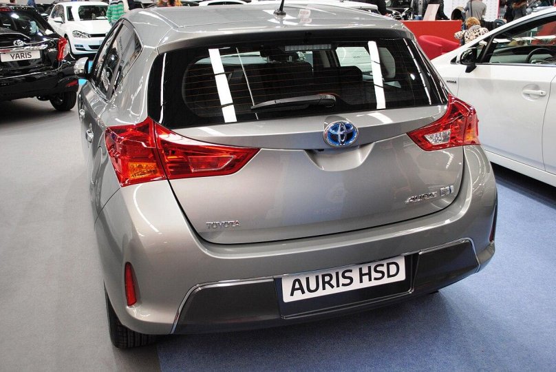 Toyota Auris e180