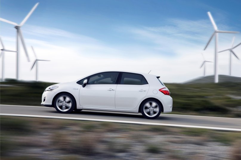 Toyota Auris Hybrid 2010