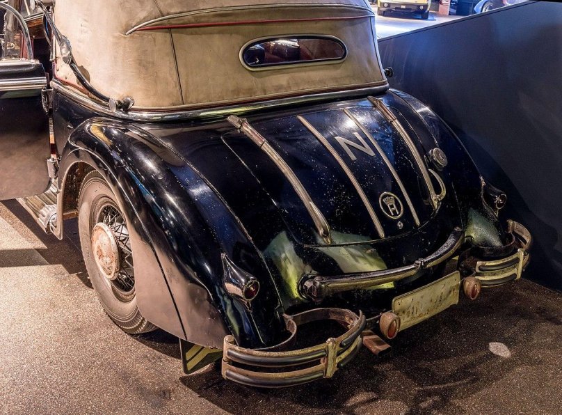 Август Хорьх