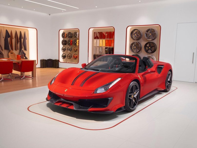 Феррари писта 488 Spider 2020