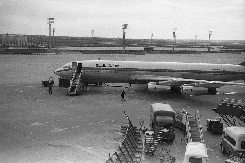 Boeing 707 Мячково