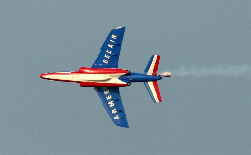 Альфа Джет самолет