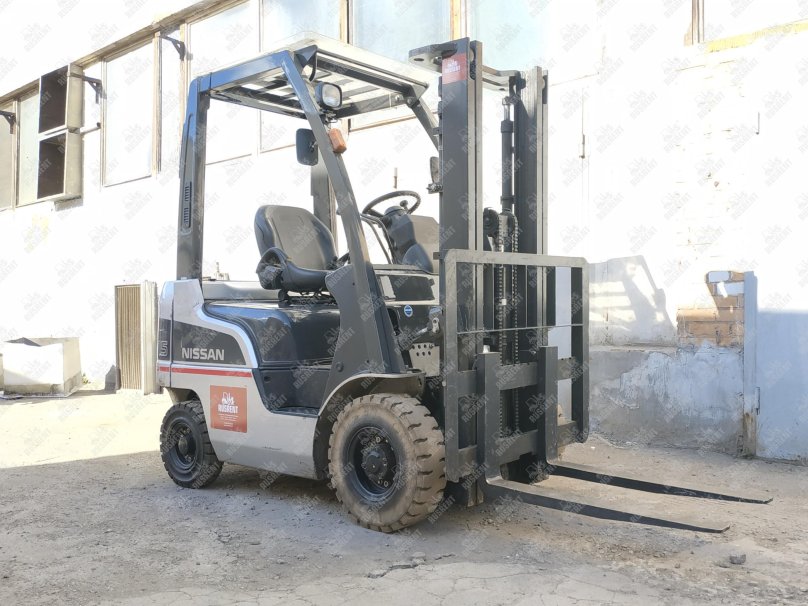 Вилочный погрузчик Ниссан бензиновый 2.5т электросхема