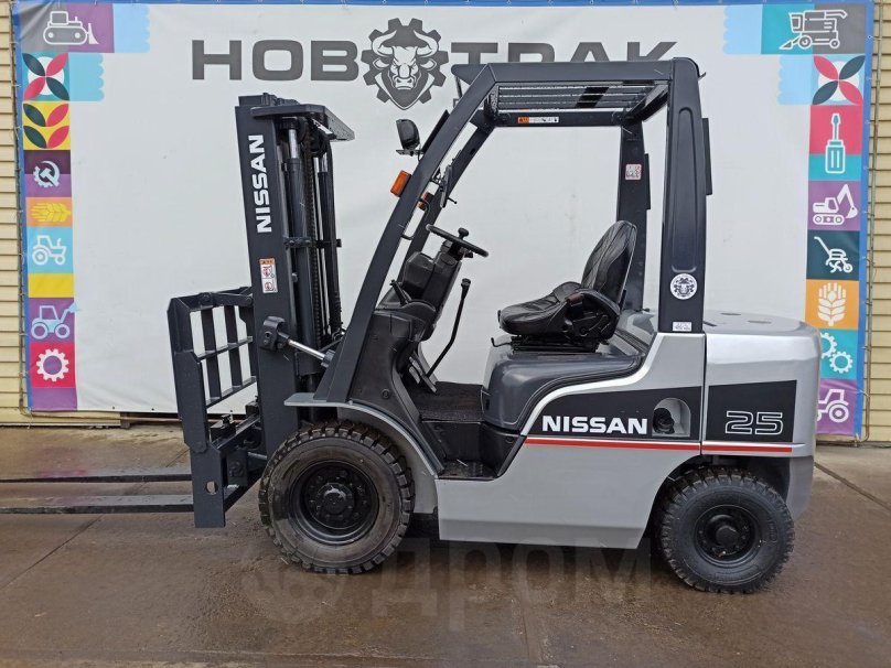 Погрузчик Nissan y1f2a25