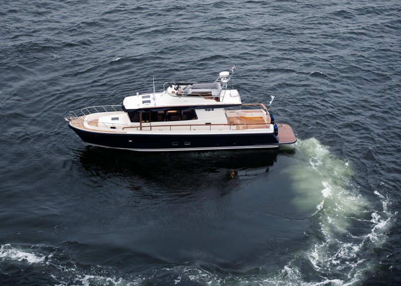 Яхта Targa 46