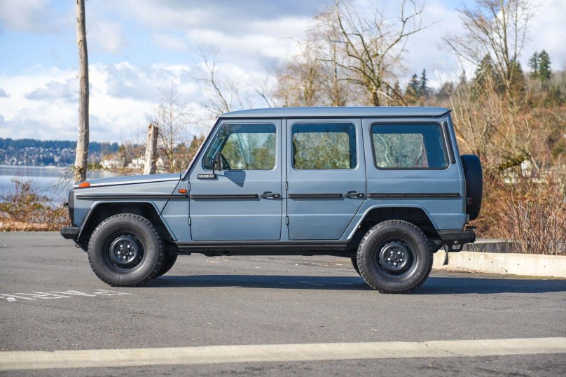 Mercedes-Benz 230 ge