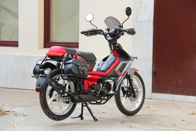 Мопед Honda Cross Cub 2020 года