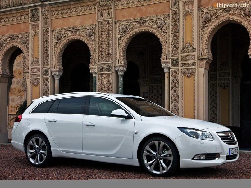 Opel Insignia 2011 универсал