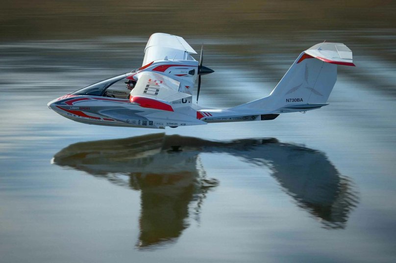 Гидросамолет icon a5